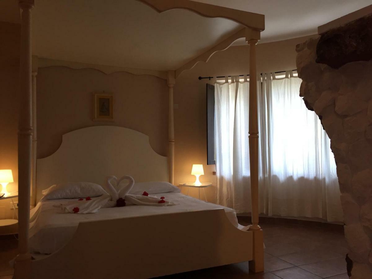 Villa Letizia Pineta 外观 照片