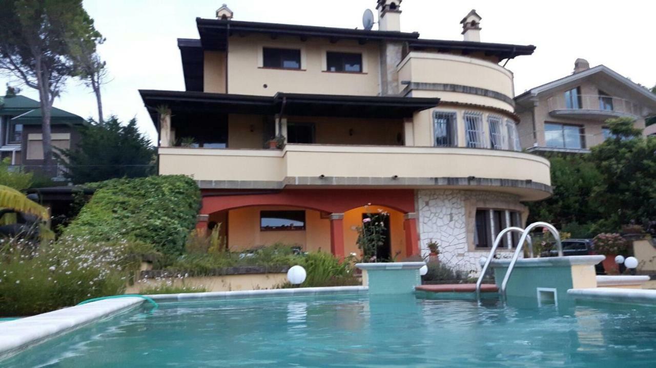 Villa Letizia Pineta 外观 照片